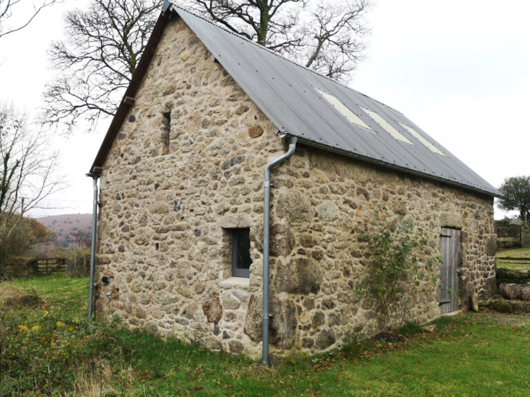 stonework repairs and pointing barn